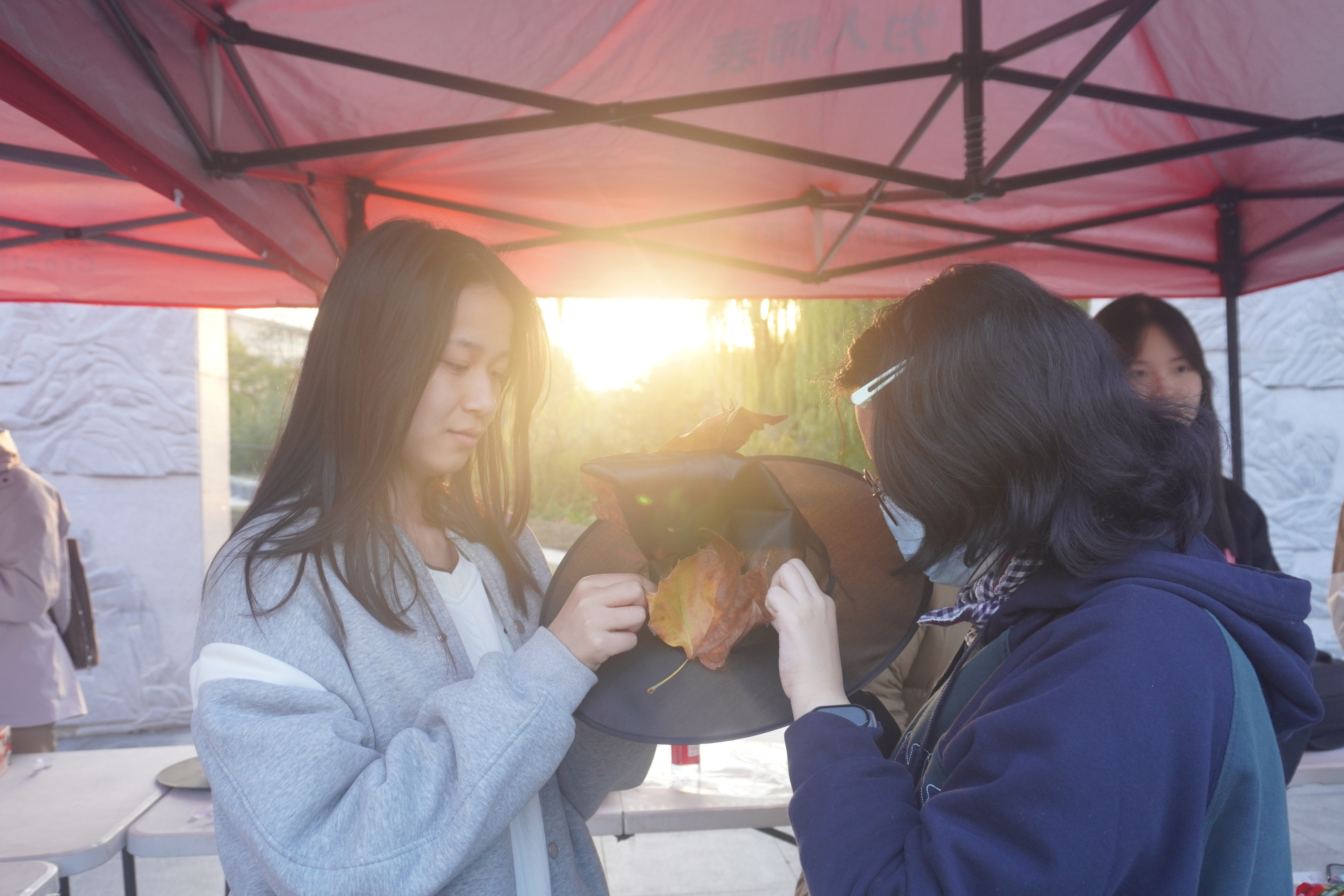 华师门2.jpg