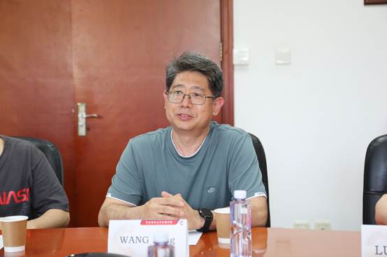 clip_image006.jpg clip_image006.jpg