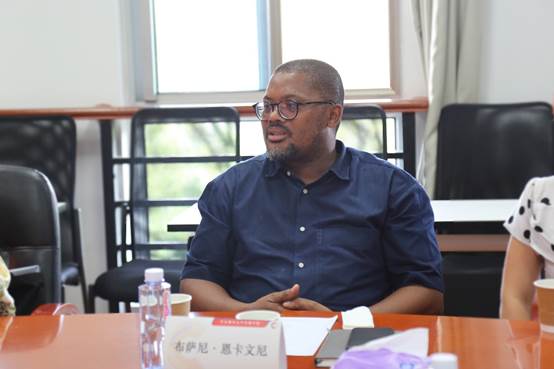 clip_image010.jpg clip_image010.jpg